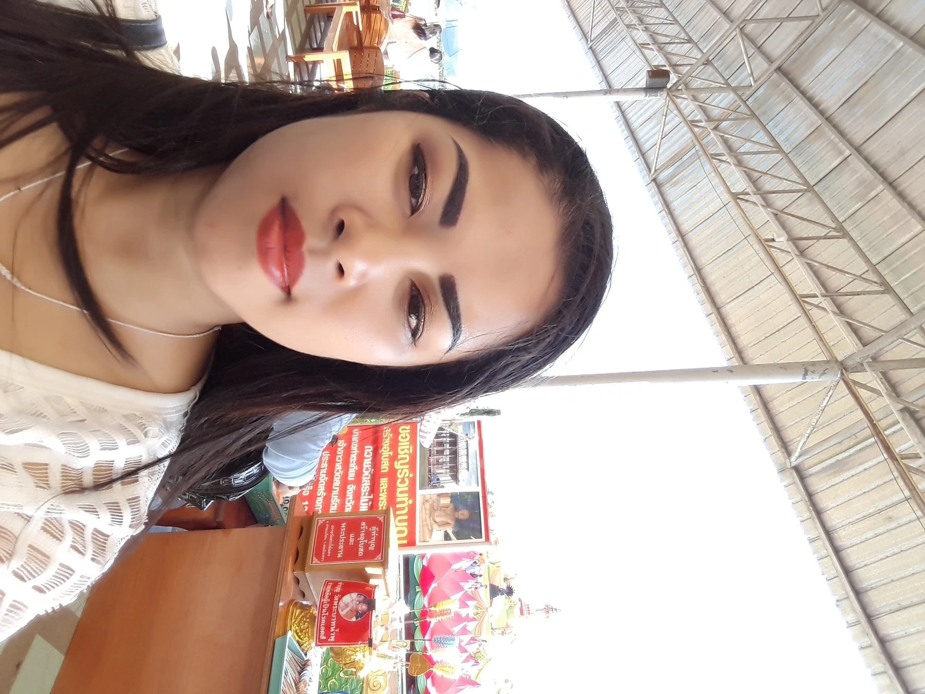 Deva69 – Singaporean masseuse in Kolkata — 1 / 4