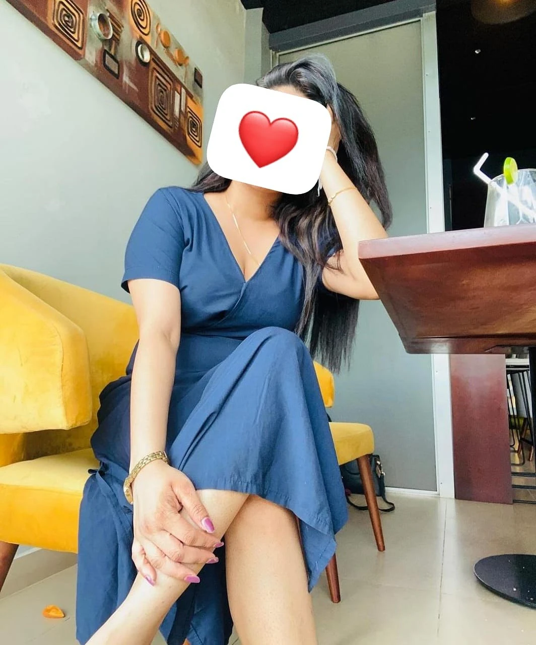 Nathasha Teacher Full and Cam Show – Sri Lankan escort in Colombo — 2 / 3