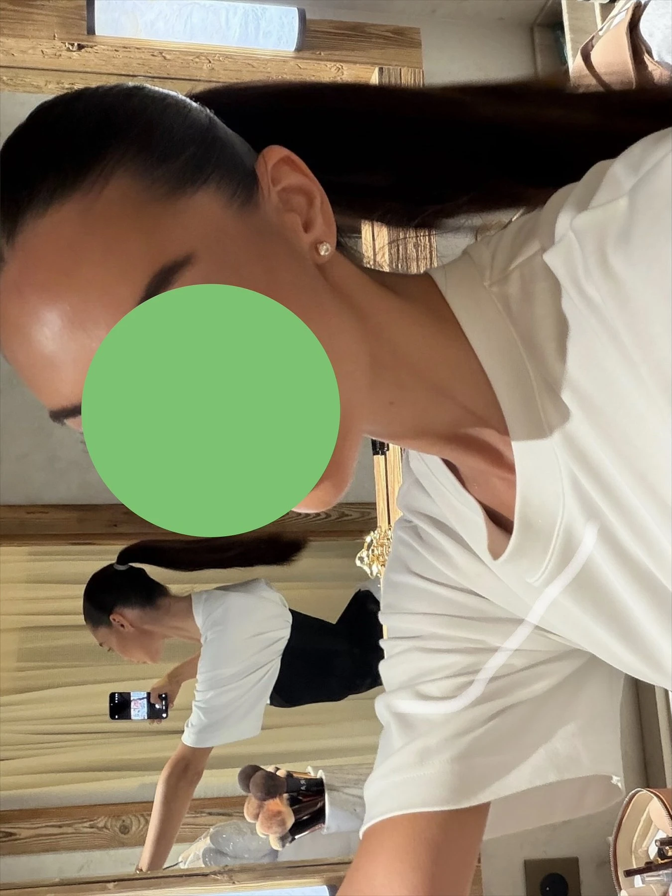 Ashley – Spanish escort in Mumbai — 4 / 5
