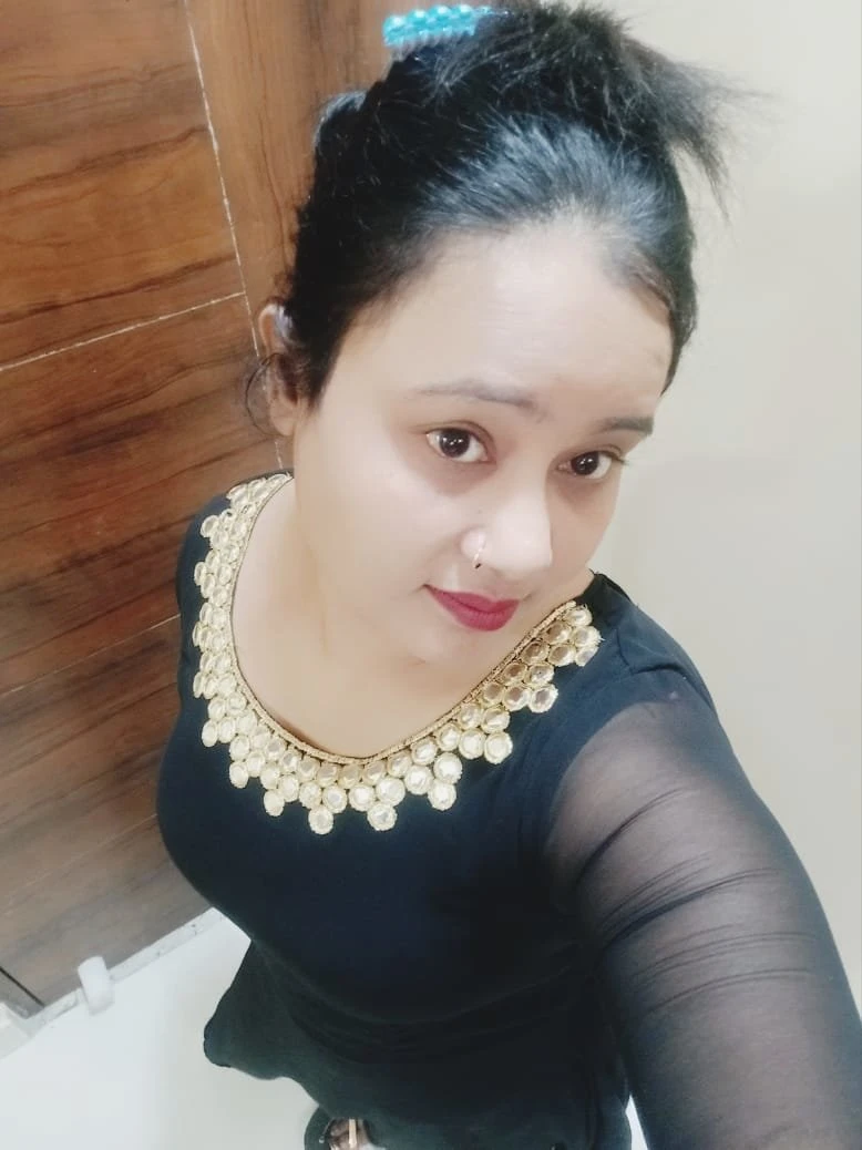 Rani Real Meet Indore escort agency – Indian escort in Indore — 4 / 6