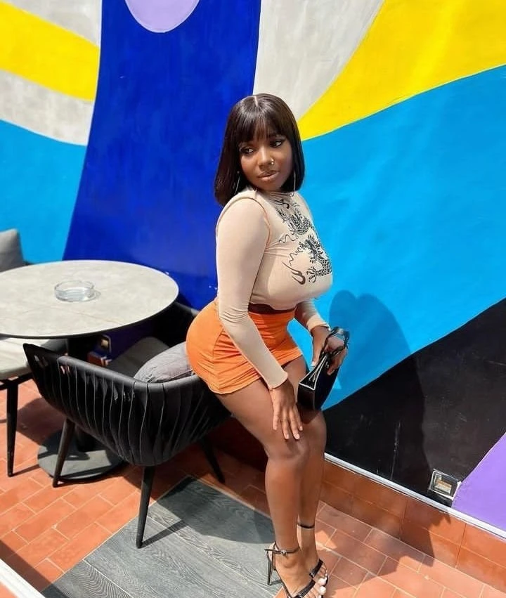 Donna – South African escort in Beirut — 5 / 15