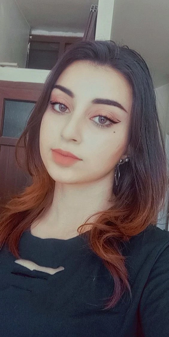 Call Girl Shaziya – Pakistani escort in Karāchi — 2 / 5