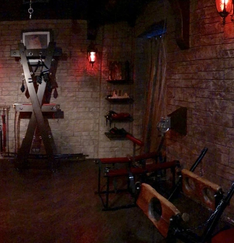 Mistress Marta – dominatrix in Kiev — 9 / 26