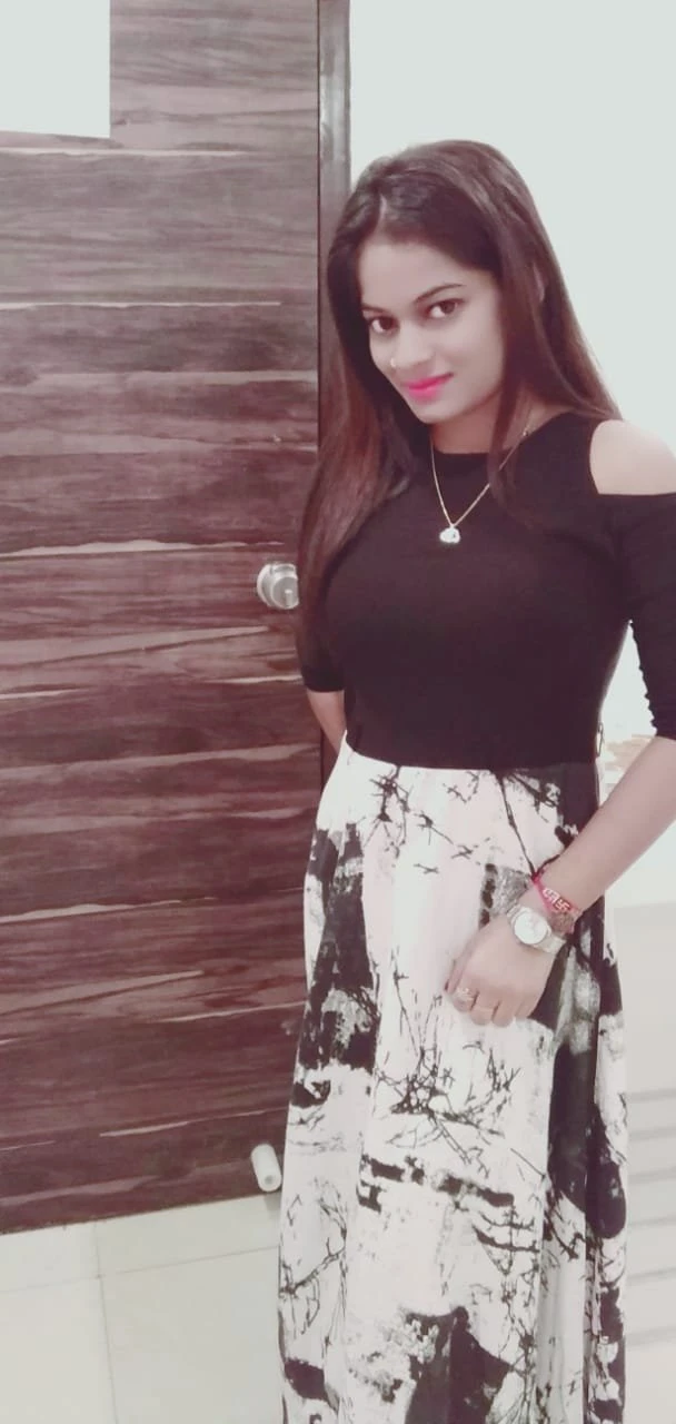 Cam show & real meet available sheetal – Indian escort in Mumbai — 6 / 8