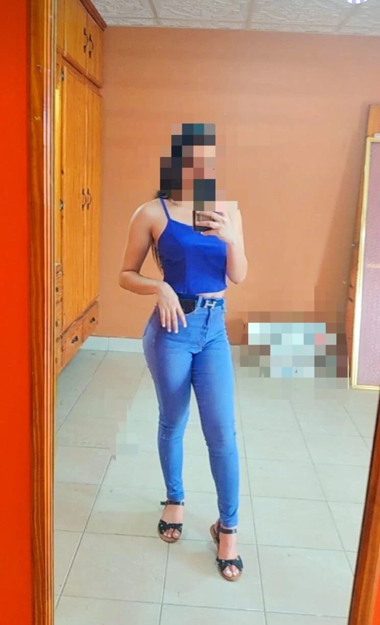 Gabriela – Venezuelan companion in Port of Spain — 2 / 5