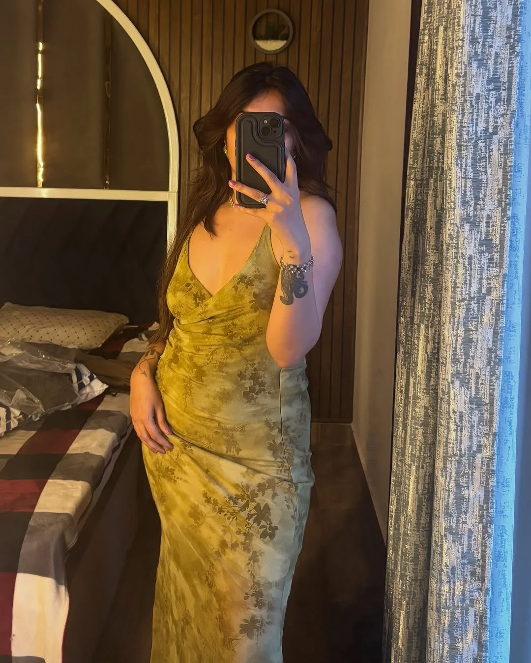 Anvi in Mumbai – Indian escort in Mumbai — 2 / 4