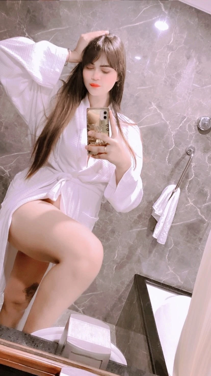 Aisha🦋çám🟢 – Indian escort in Kolkata — 2 / 18