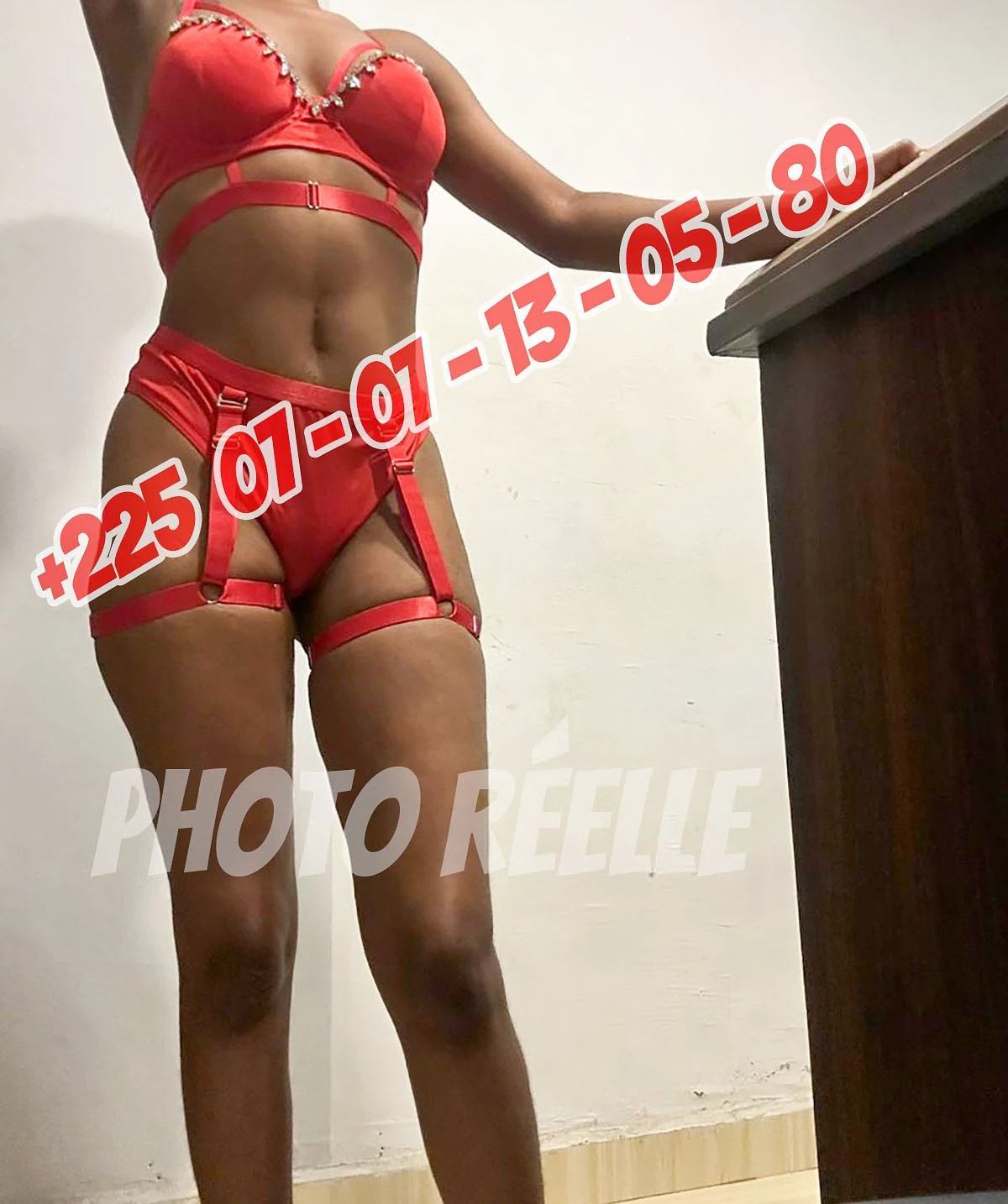 Ashanty – Ivorian escort in Abidjan — 4 / 6