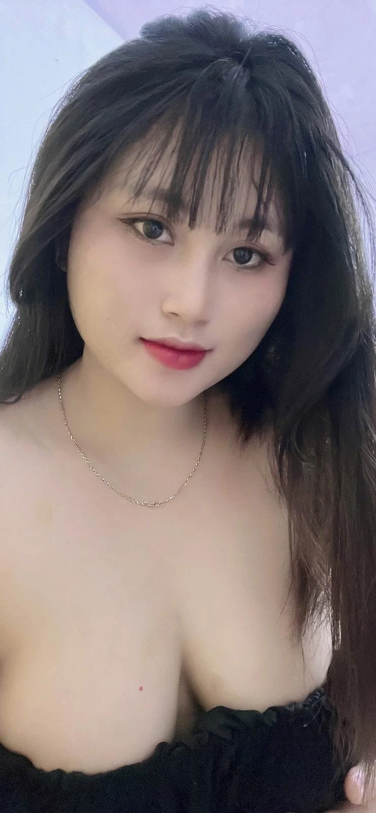Bella – South Korean escort in Mumbai — 9 / 13