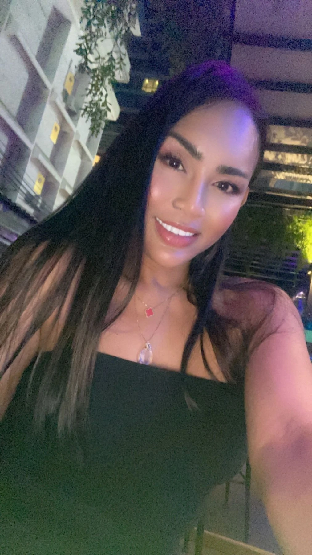 Angela oh la la (Cam show ) – Malaysian escort in Mumbai — 11 / 30