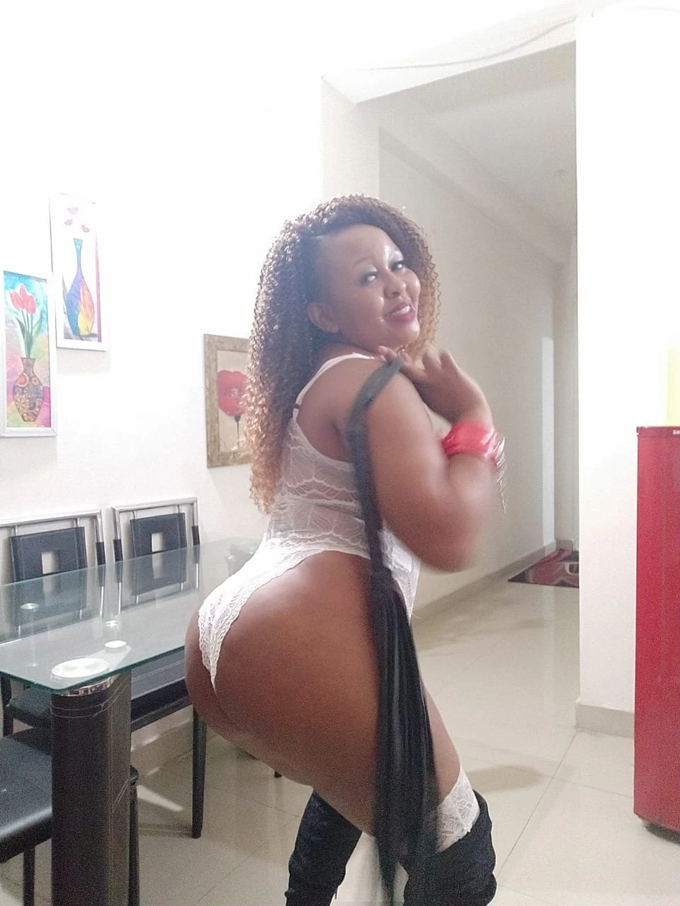 Tami Tasha – Kenyan escort in New Delhi — 3 / 5