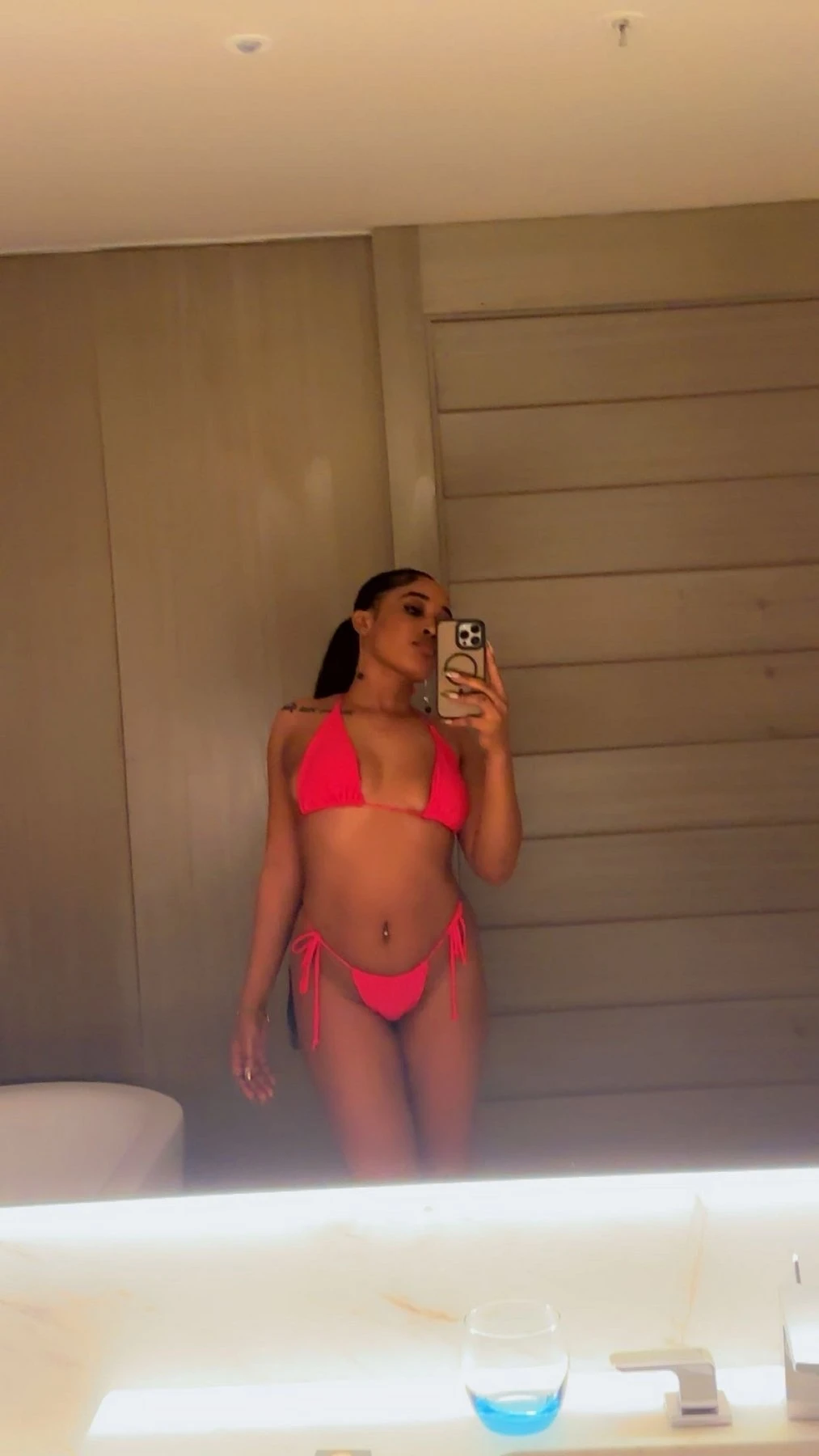 Babe Gal – South African escort in Gurgaon — 7 / 10