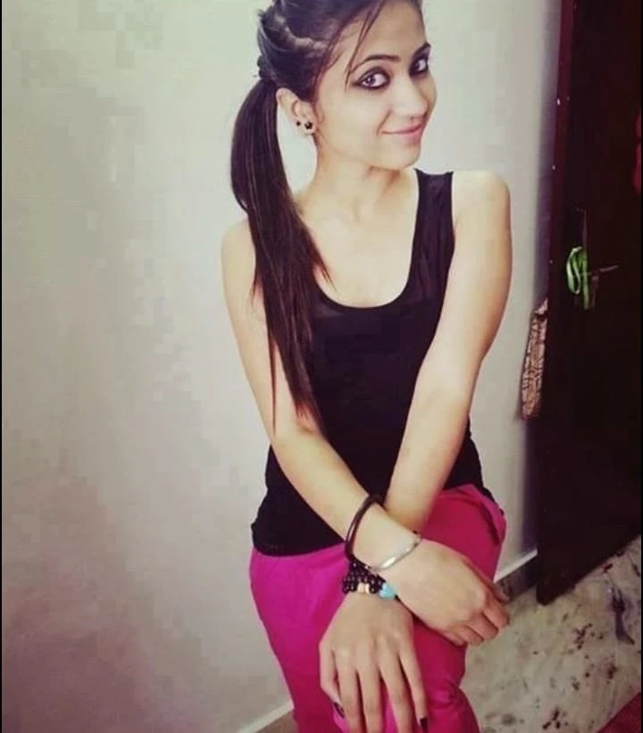 Dilki Full Body Massge Galkissa ගල්කිස් – Sri Lankan escort in Colombo — 3 / 4
