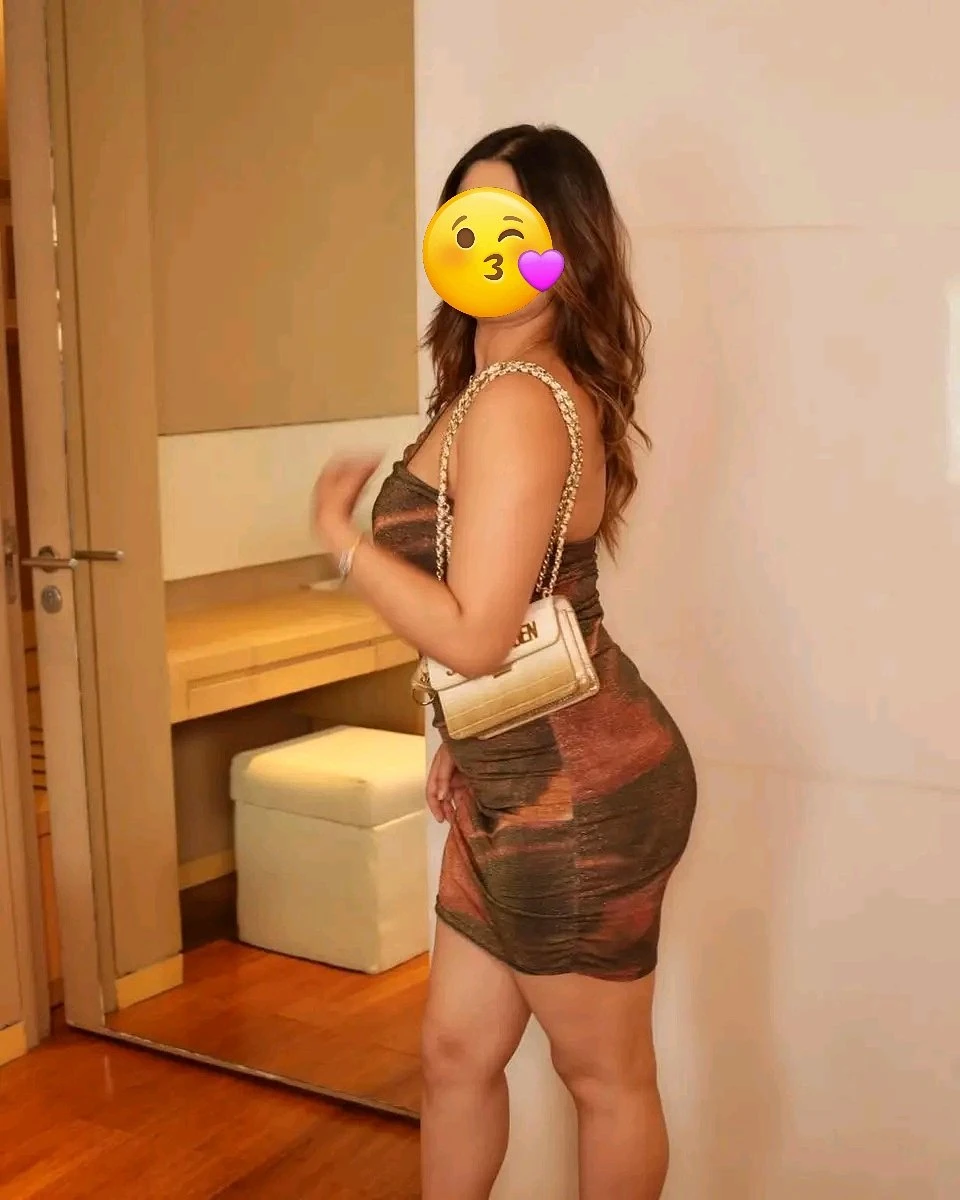 Real Meet & Fun Webcam – Indian escort in Indore — 2 / 4