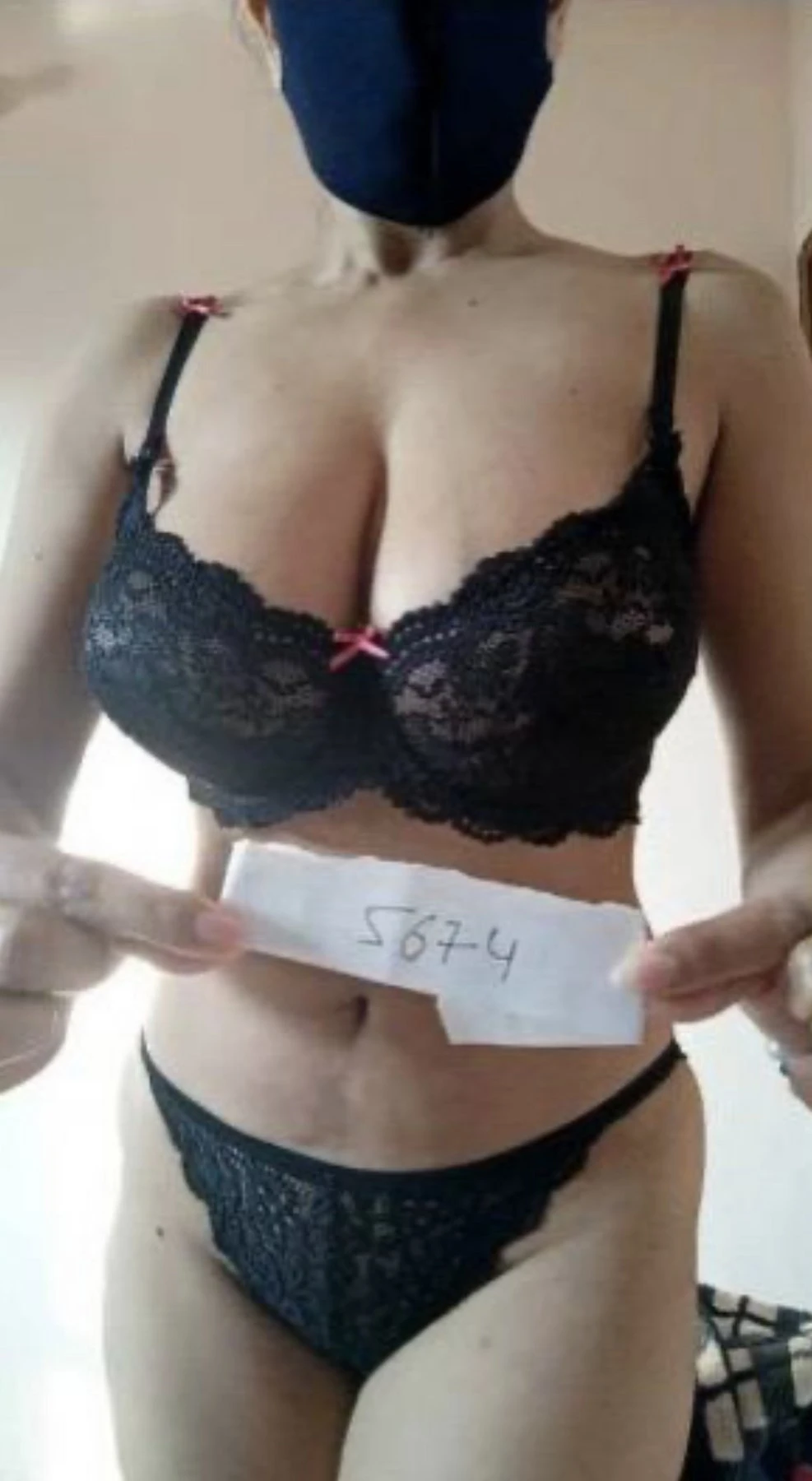 Air Hostess – Indian adult performer in New Delhi — 3 / 5
