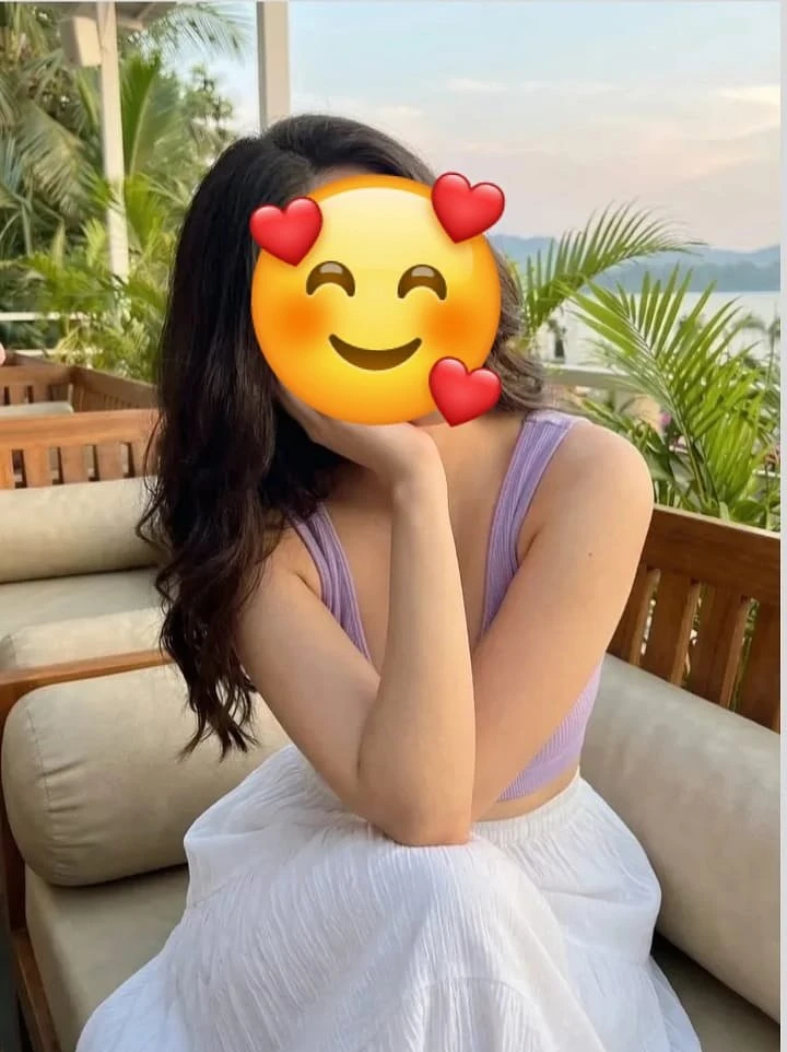 Cam Show & Real Meet – escort in Hyderabad — 1 / 6
