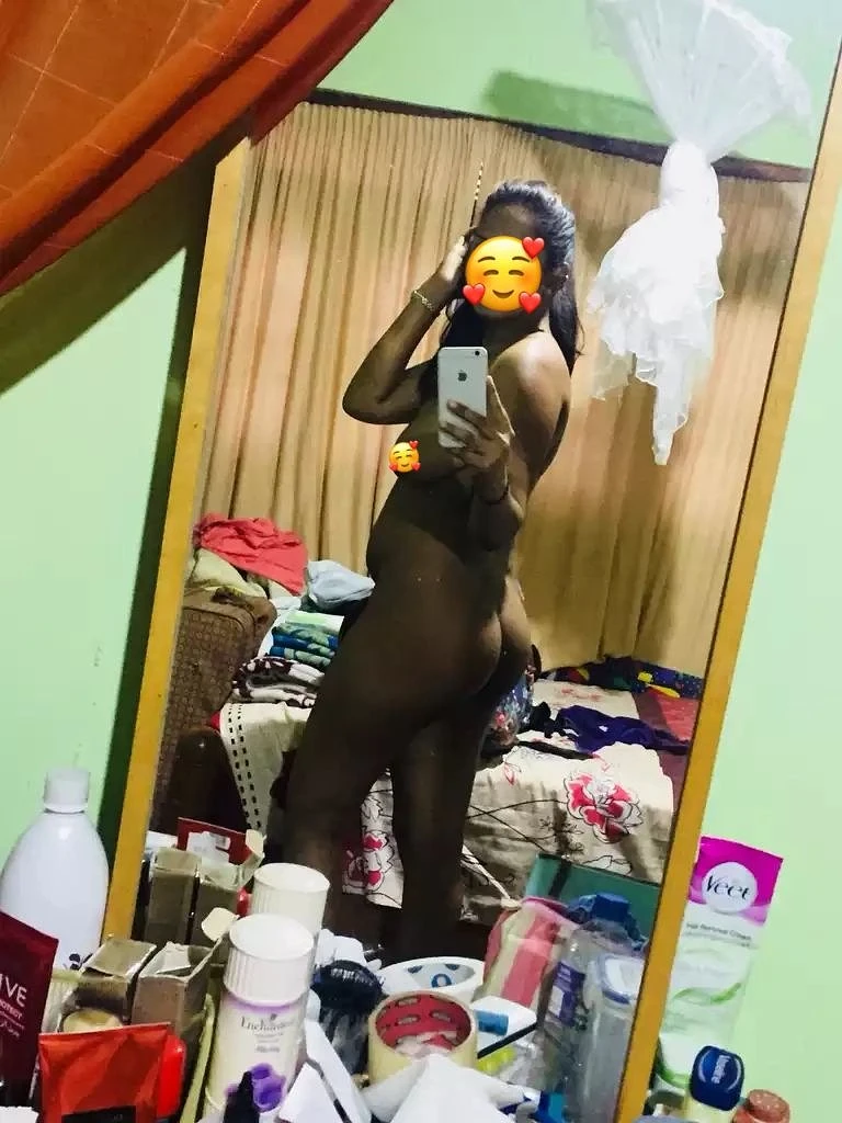 Dinithi Cam Girl Whatsapp/telegram – Sri Lankan escort in Colombo — 2 / 9