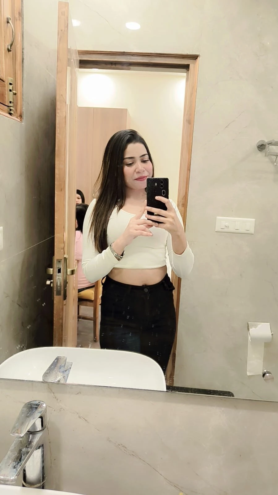 Quamat – Indian escort in Lucknow — 10 / 12