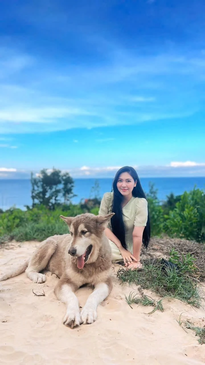 Huynh Ha – Vietnamese escort in Ho Chi Minh City — 8 / 9