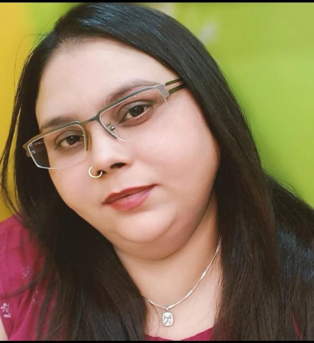 Esha Kaur→elegant. . Unforgettable – Indian escort in Kolkata — 6 / 10