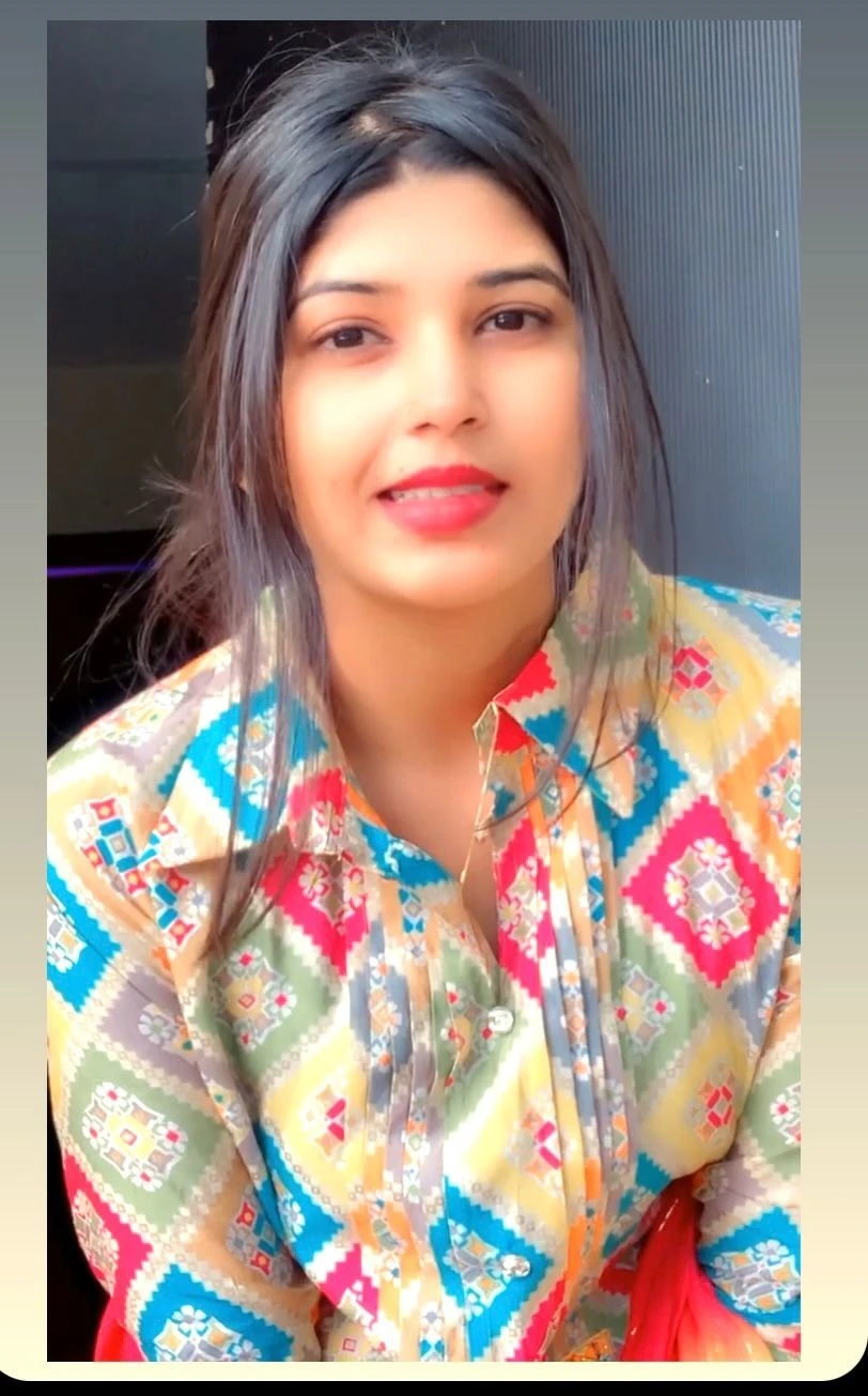 Cam & Meet – Indian escort in Pune — 1 / 2