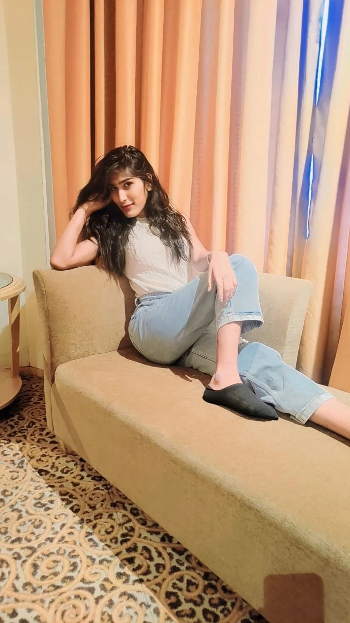 Indipendent Preethi – Indian escort in Hyderabad — 3 / 4