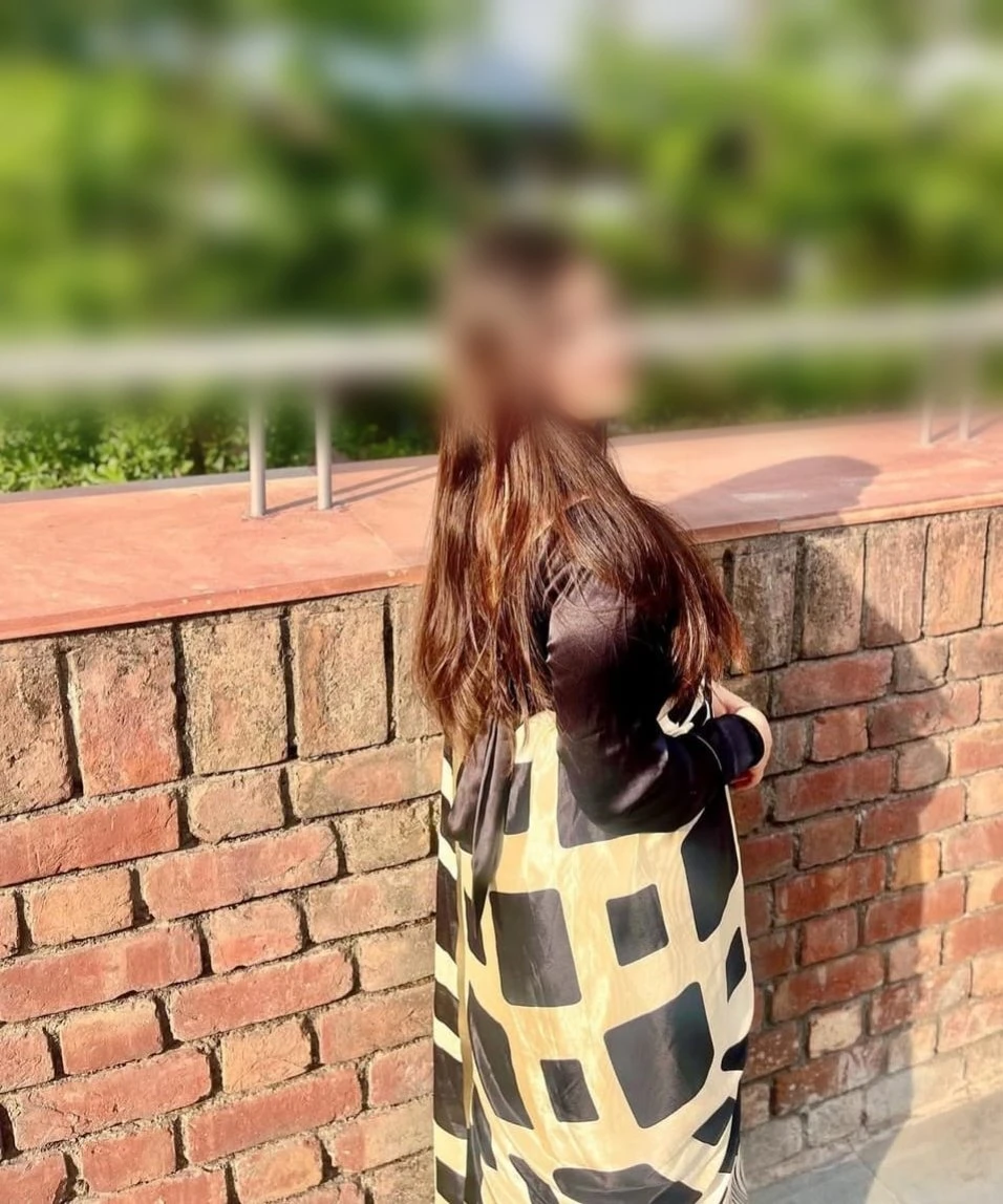 ꧁༒soni 🦋(Cam & meet)༒꧂ – Indian escort in Pune — 3 / 5