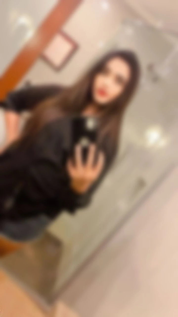 Pallavi – Indian escort in Mumbai — 2 / 3