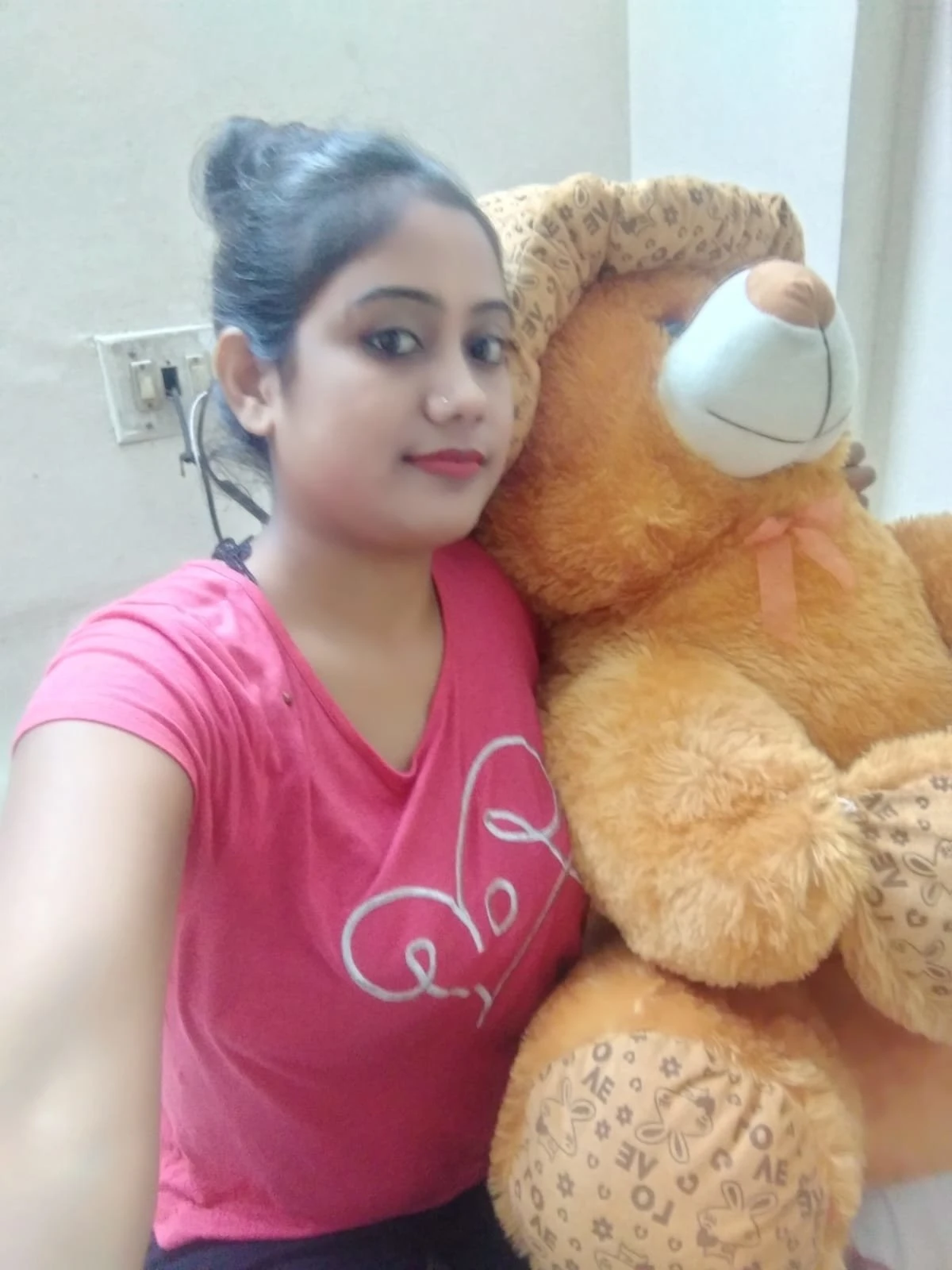 Priya Genuine Service Cam Meet – Indian escort in Hyderabad, Escort, Hyderabad