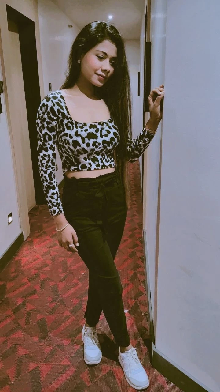 Slim and Hot Young College Student Sweta – Indian escort in Pune, Escort, Pune