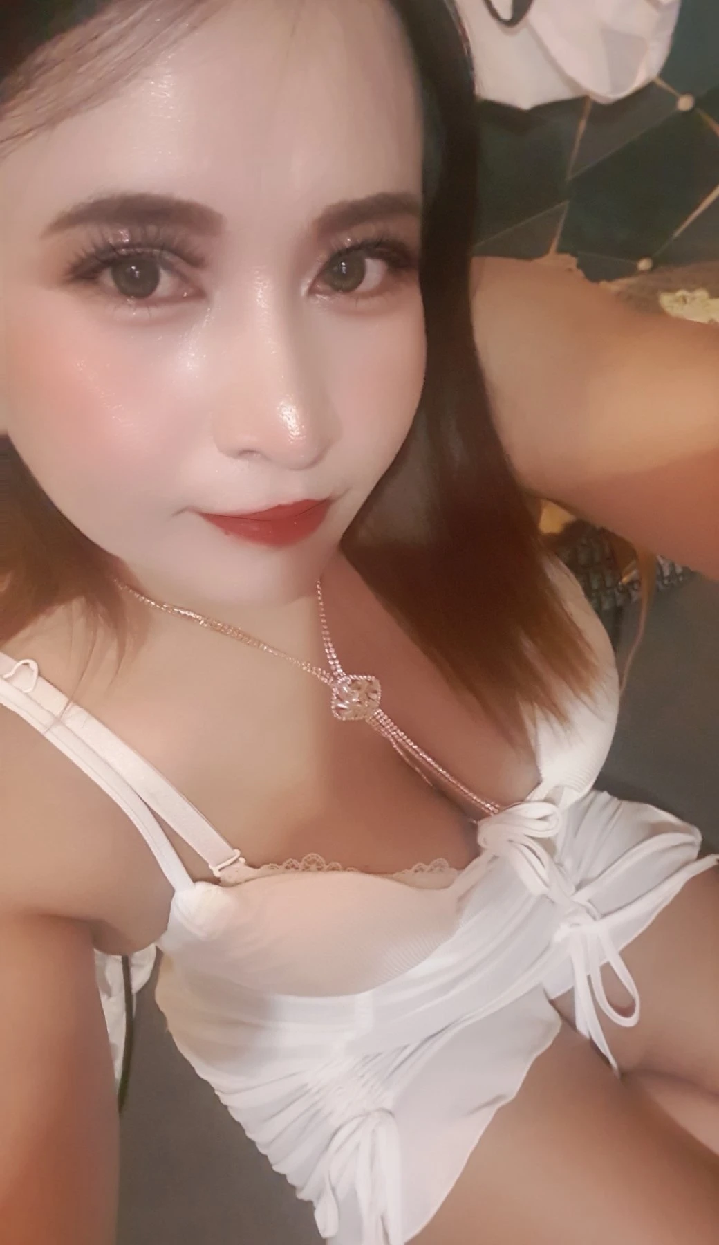 Mona – Togolese escort in Thane — 4 / 5