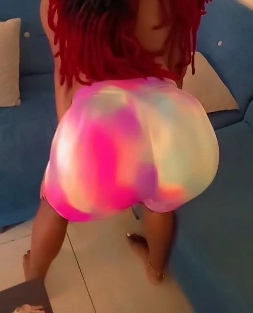Cookie – Ghanaian escort in Beirut — 2 / 5