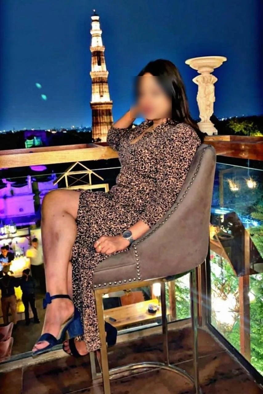 Goddess Somya ~ GFE / BDSM (Cam & Real) – Indian escort in New Delhi — 3 / 14