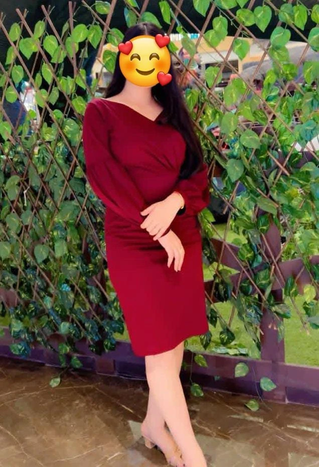 ꧁༒Ruhi Real Meet & Cam Session༒꧂ – Indian escort in Pune — 2 / 5