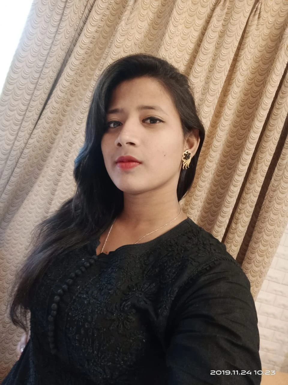 Muskan Singh – Indian escort in Mumbai — 2 / 4