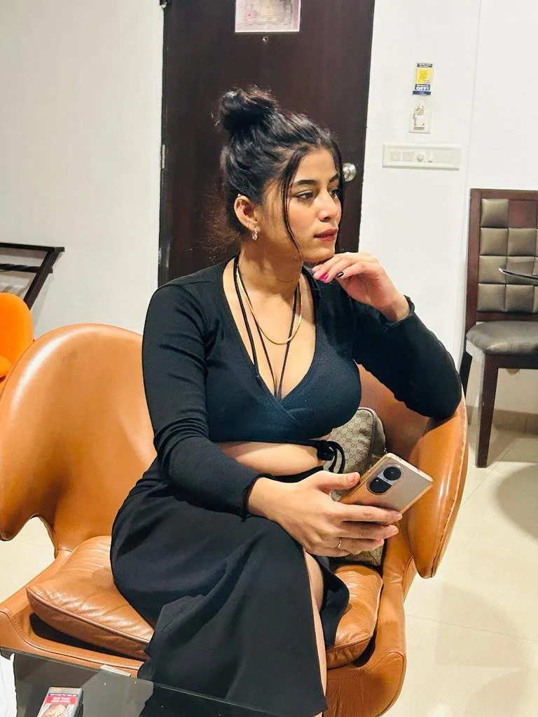 Priya Singh Escort – Indian escort in Mumbai — 2 / 3