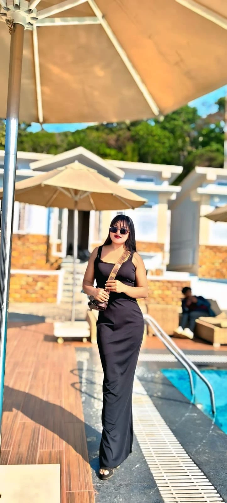 Mira – Indian escort in New Delhi — 2 / 4