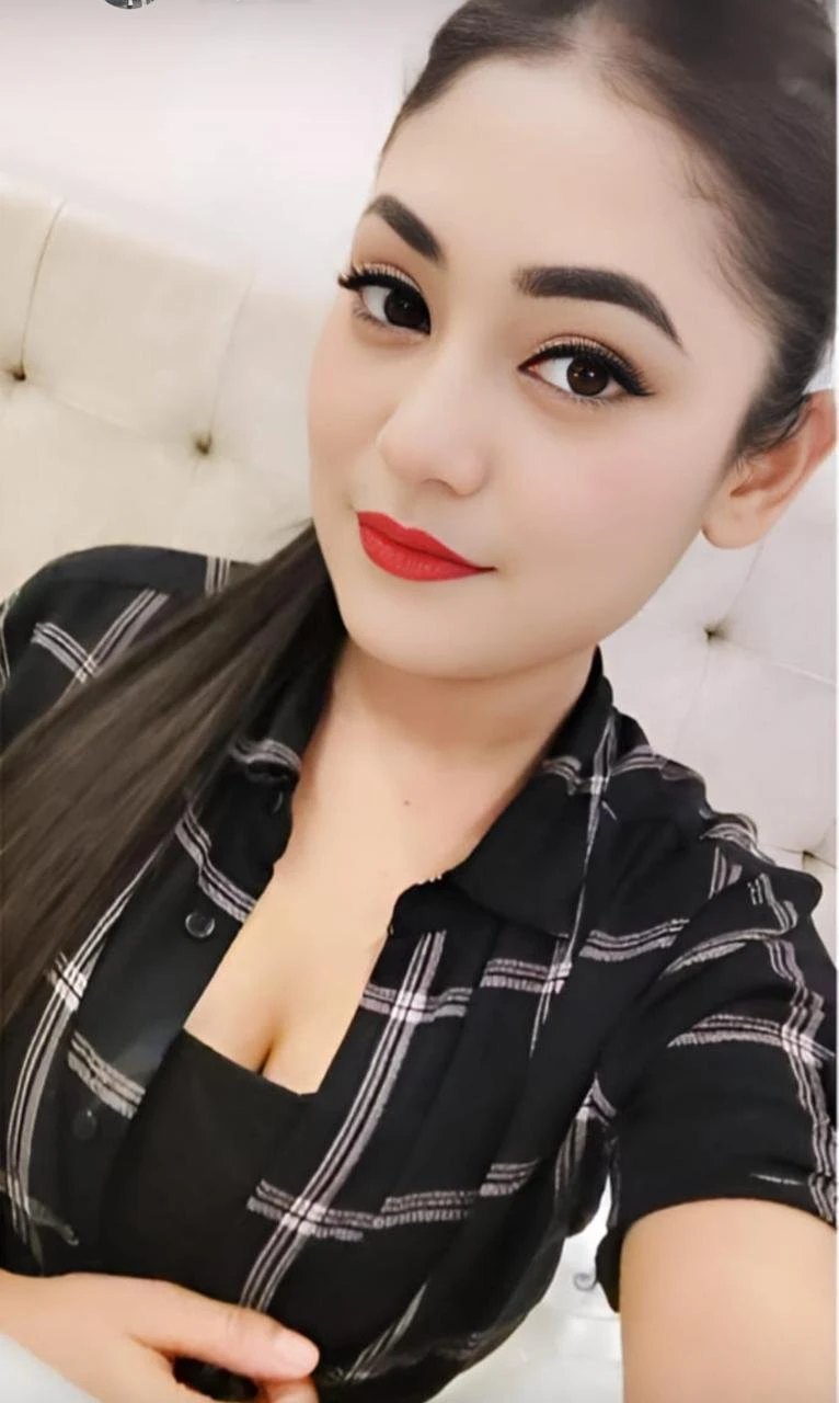 Naina Escort Service in pune – Indian escort in Pune — 3 / 7