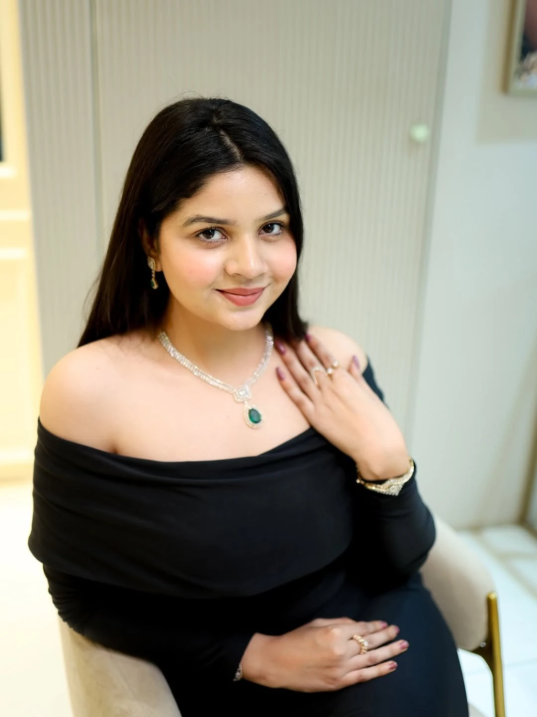 Ruhi – Indian escort in Thiruvananthapuram — 2 / 5