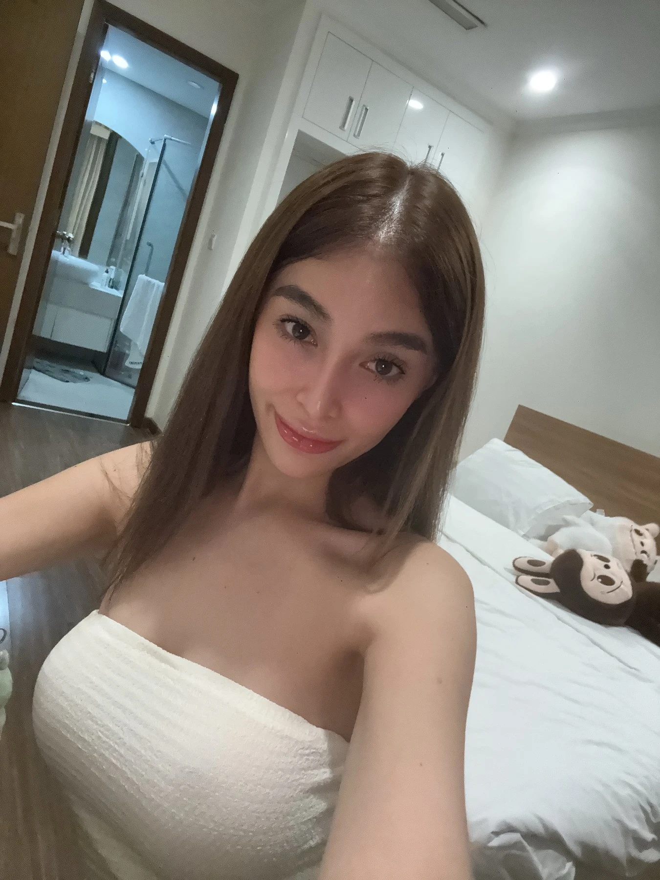 DEIA – Ukrainian escort in Casablanca — 6 / 7