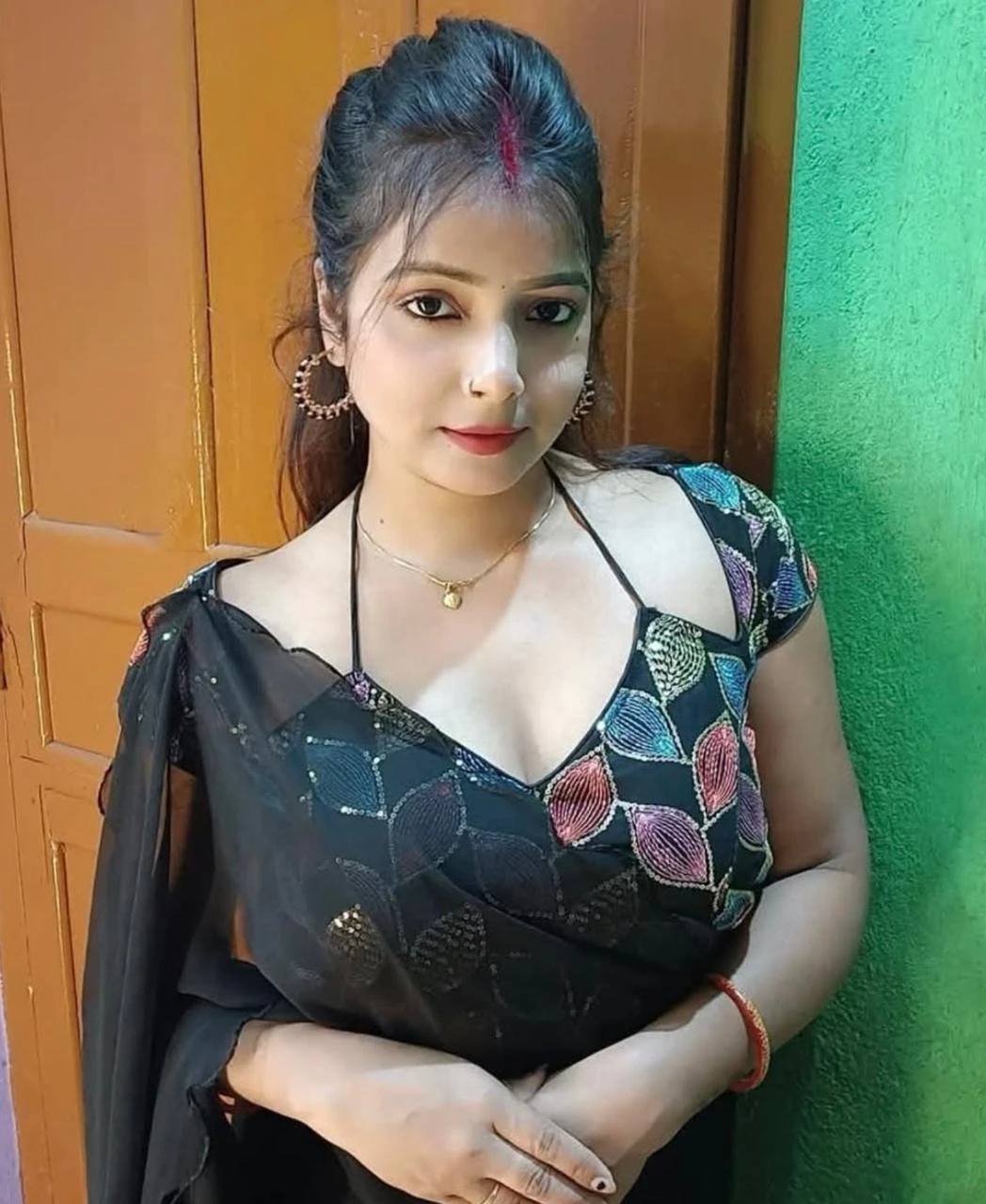Divya 3000 Unlimited Shot College Girl – escort in Pune — 4 / 5