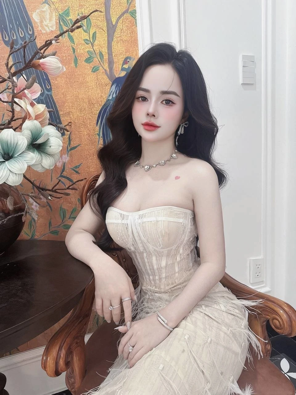 em bé – Vietnamese escort in Ho Chi Minh City — 5 / 19