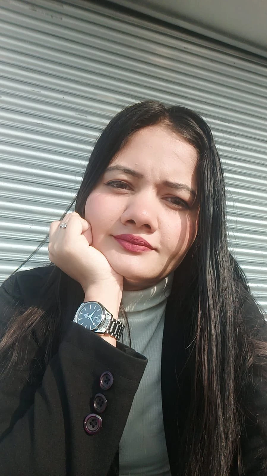 Queens – escort in Surat — 12 / 15