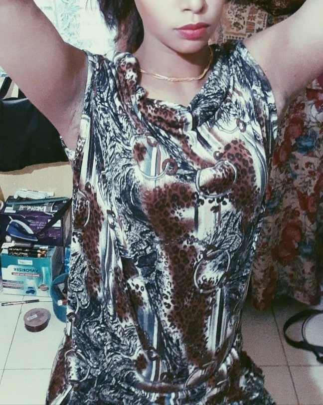 Shana – Indian escort in Kolkata — 1 / 2