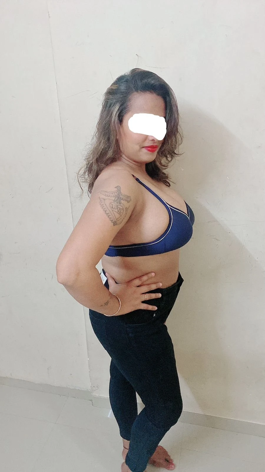 Independence Love 1 – Indian escort in Mumbai — 5 / 7