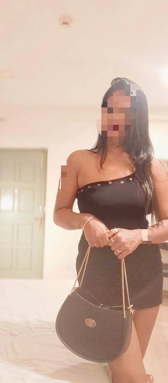 Monika Independent Cam and Real Meet – Indian escort in Kolkata — 21 / 27
