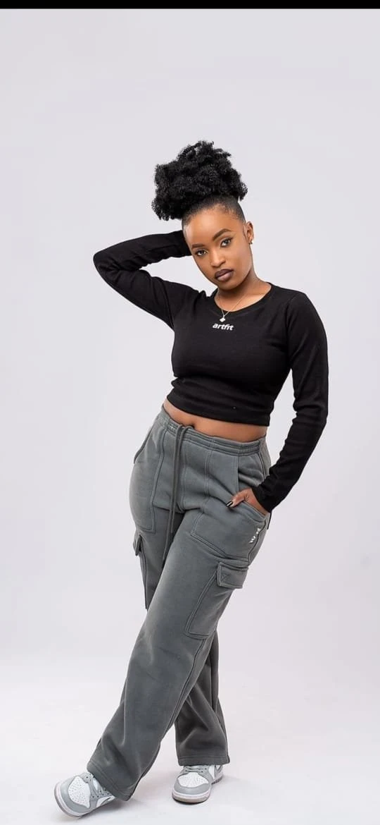 Lewis – Kenyan escort in New Delhi — 4 / 5