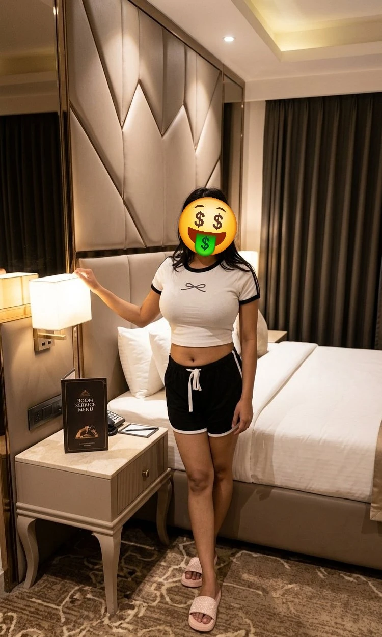 Kristina🫶 Single Identity – Indian escort in Noida — 5 / 7