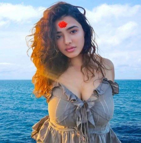 Fullenjoy Call Girls in Okhla – Indian escort in New Delhi — 1 / 3
