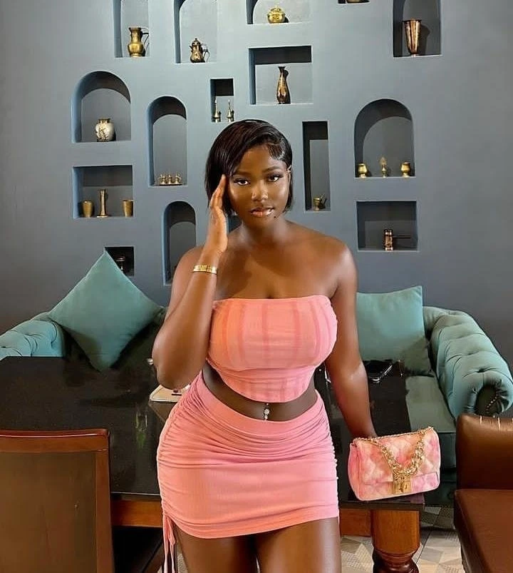 Donna – South African escort in Beirut — 7 / 15